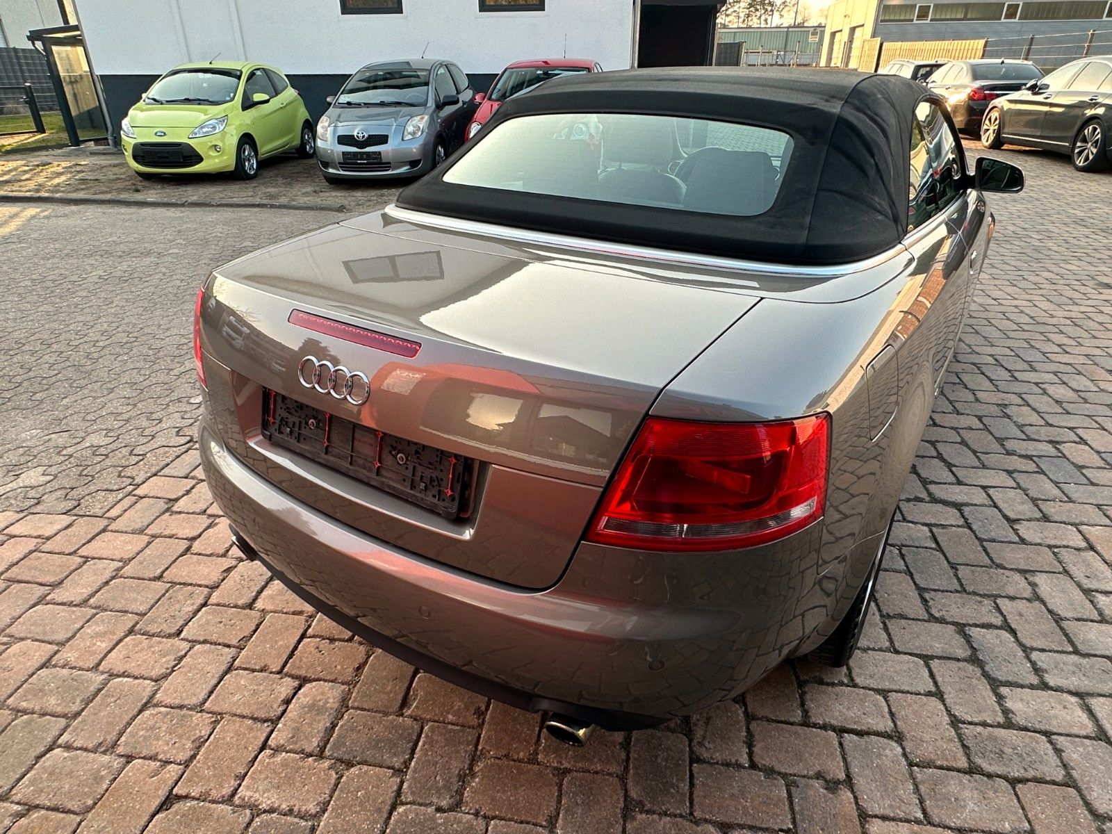Fahrzeugabbildung Audi A4 Cabriolet 2.0 TFSI S-Line Sport Plus Bose