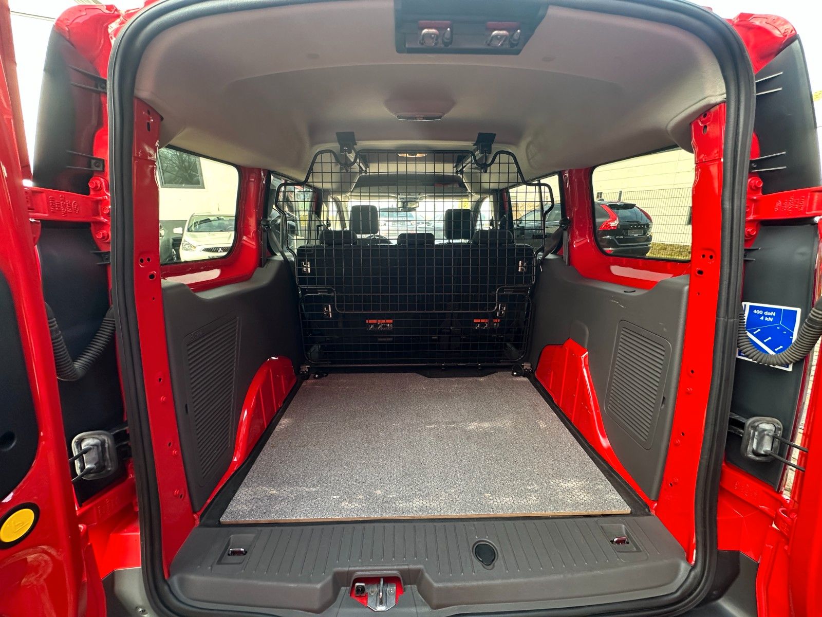 Fahrzeugabbildung Ford Connect Kombi lang Trend 1.5 120 PS Navi PDC