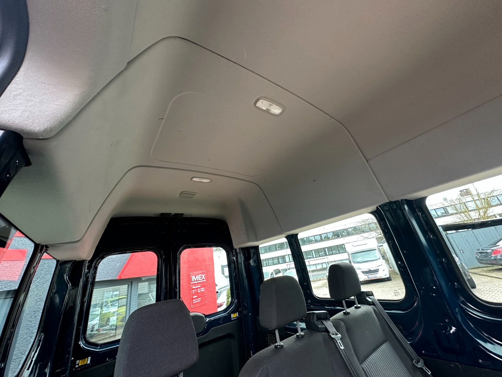 Fahrzeugabbildung Ford Transit Kombi 350 L3 Trend HU neu 170 PS AHK