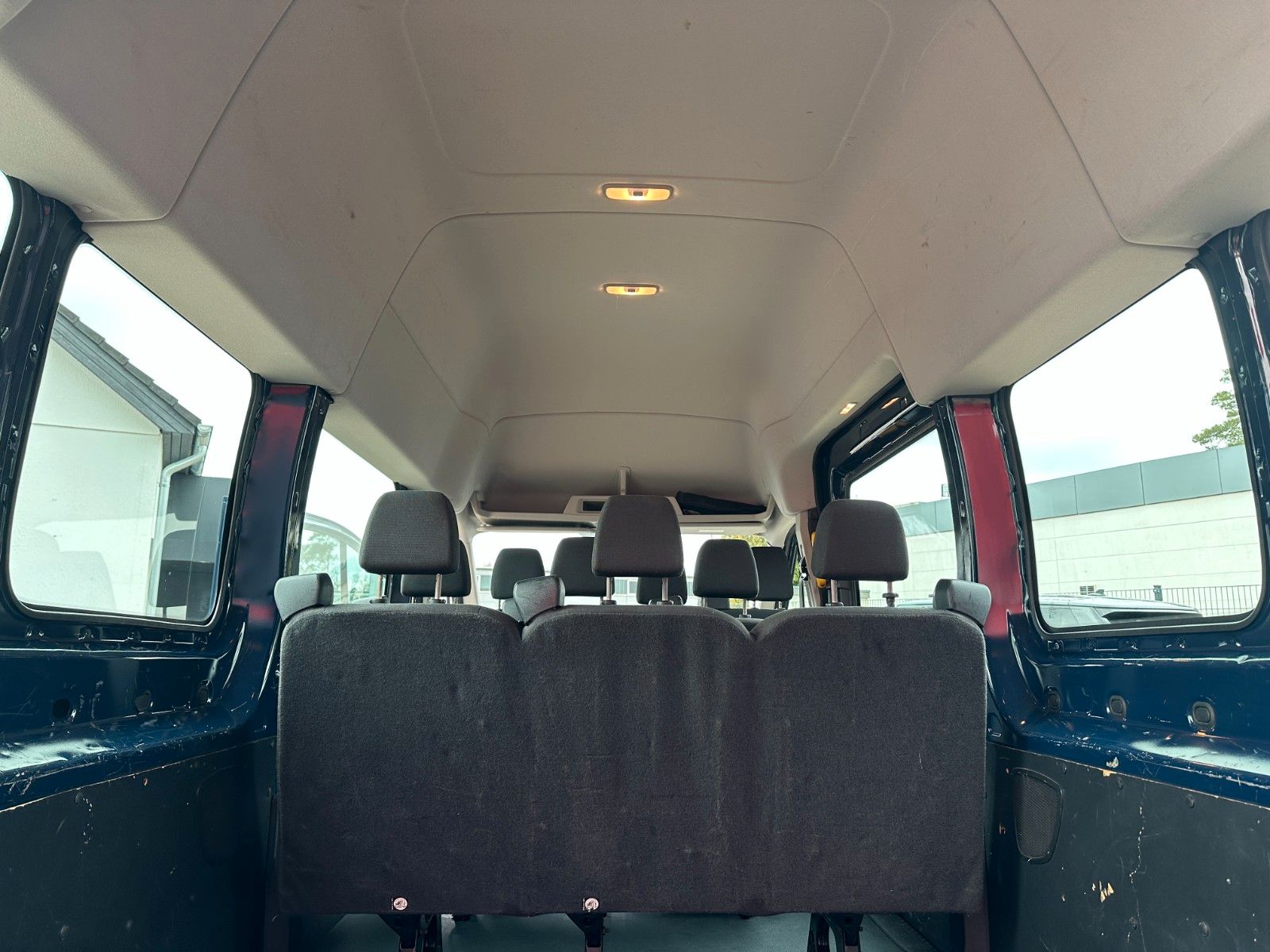 Fahrzeugabbildung Ford Transit Kombi 350 L3 Trend HU neu 170 PS AHK