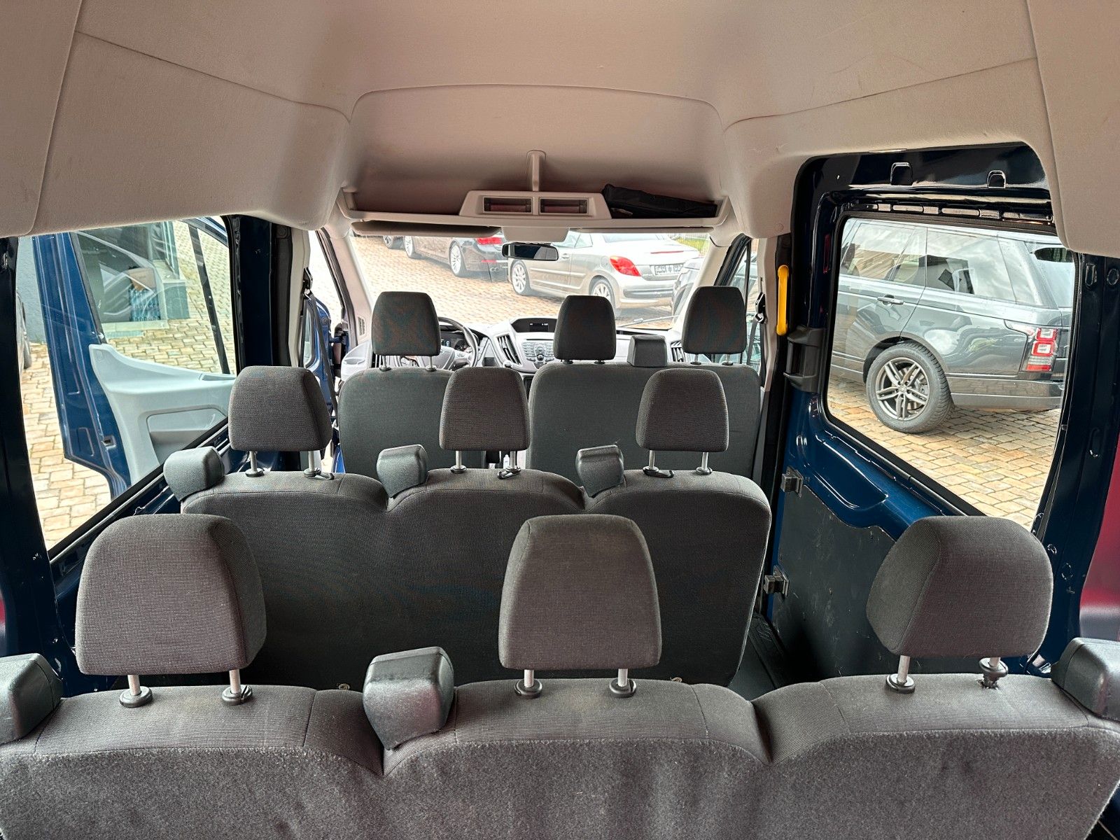 Fahrzeugabbildung Ford Transit Kombi 350 L3 Trend HU neu 170 PS AHK