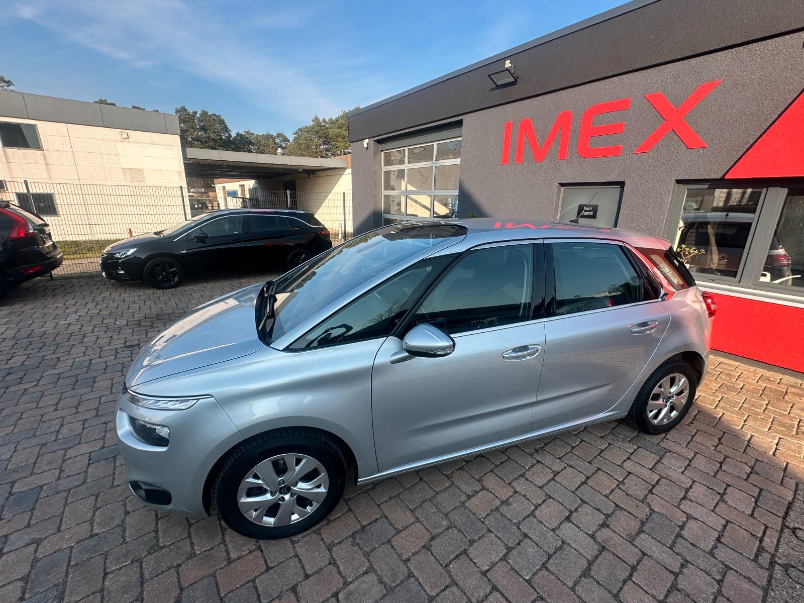 Fahrzeugabbildung Citroën C4 Picasso/Spacetourer 130 PS HU neu Navi SH