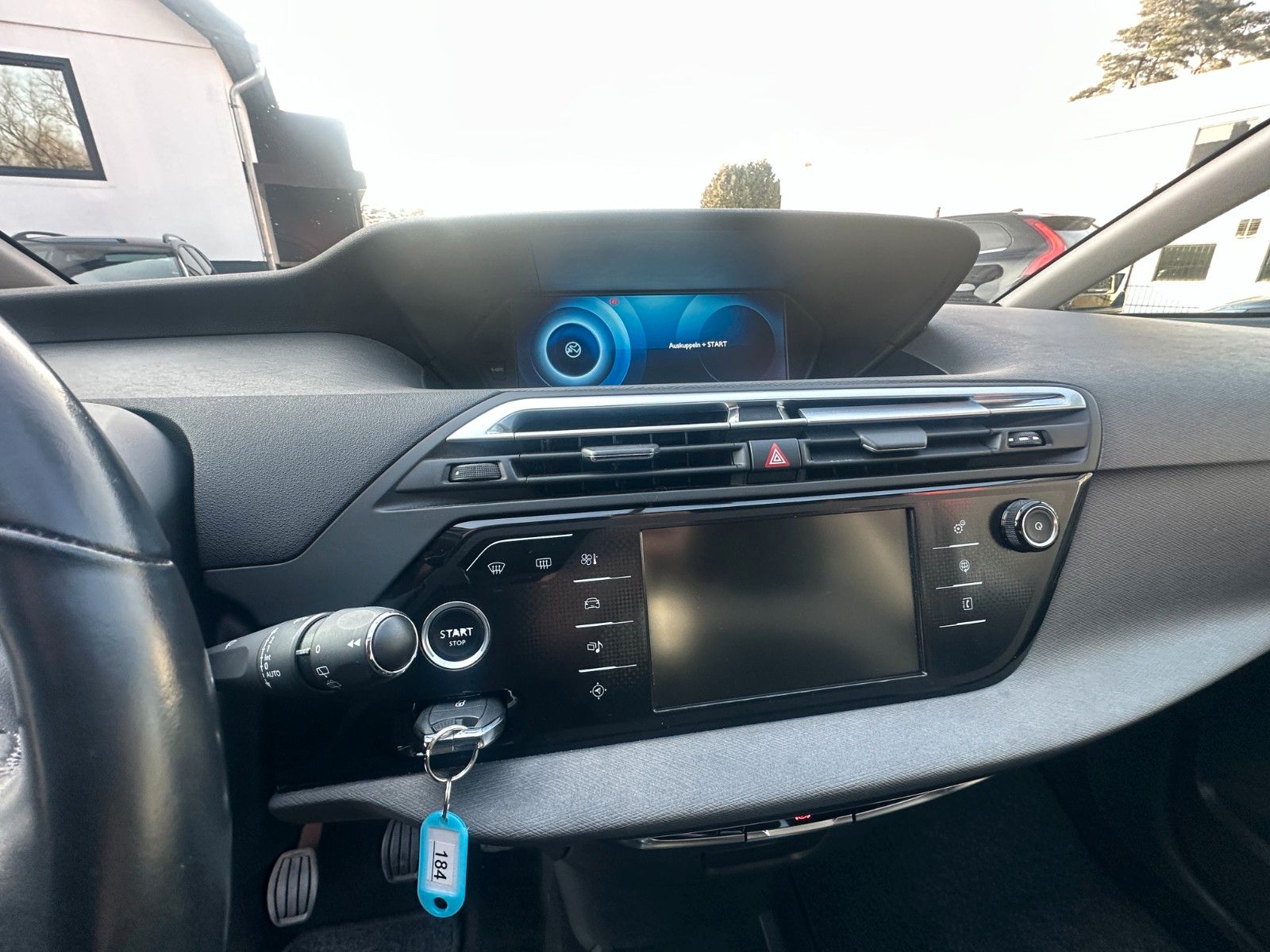 Fahrzeugabbildung Citroën C4 Picasso/Spacetourer 130 PS HU neu Navi SH