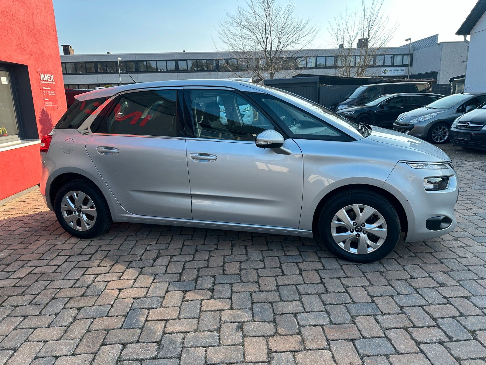 Fahrzeugabbildung Citroën C4 Picasso/Spacetourer 130 PS HU neu Navi SH