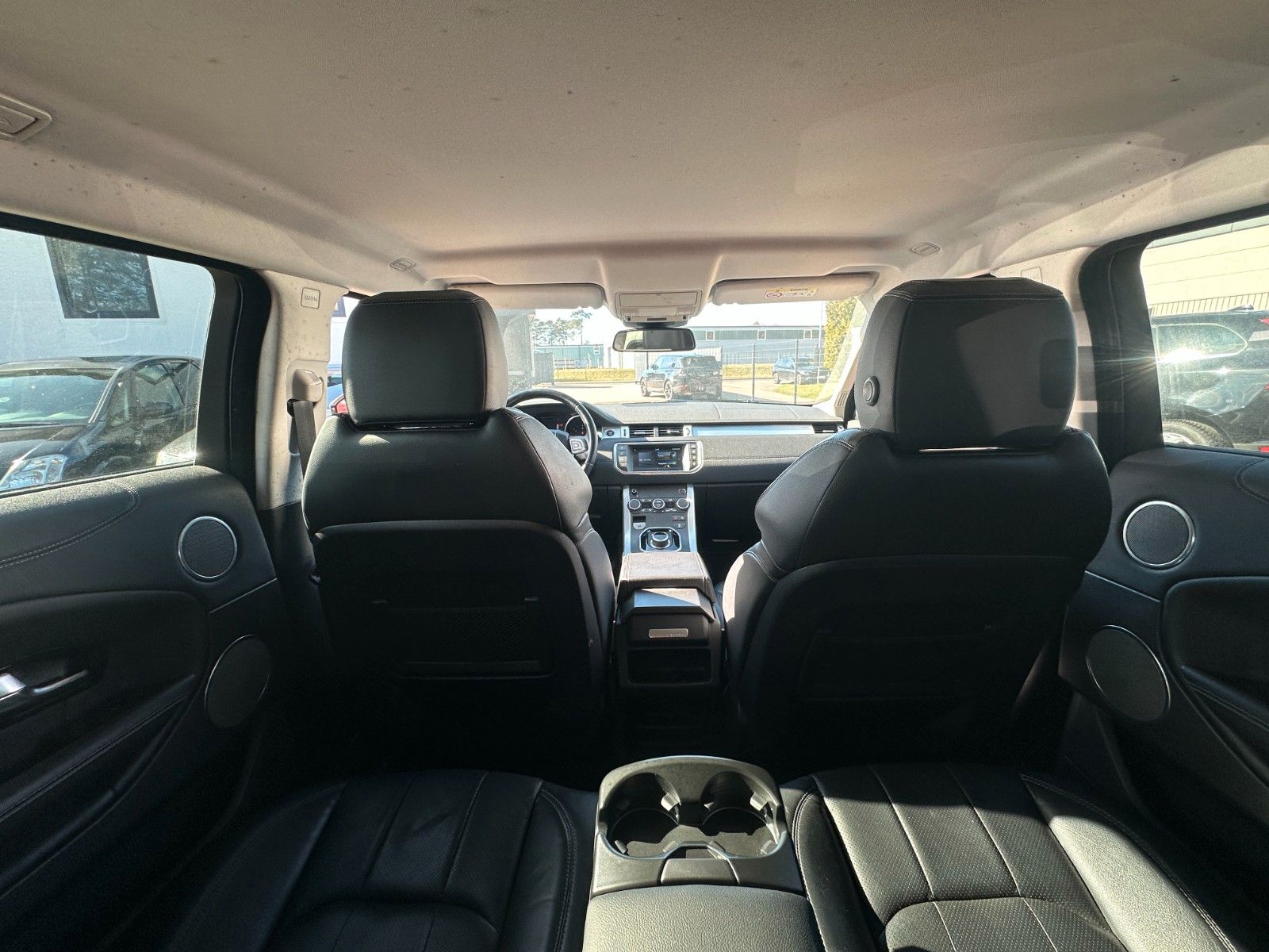 Fahrzeugabbildung Land Rover Range Rover Evoque SE Dynamic 2.0 150 PS