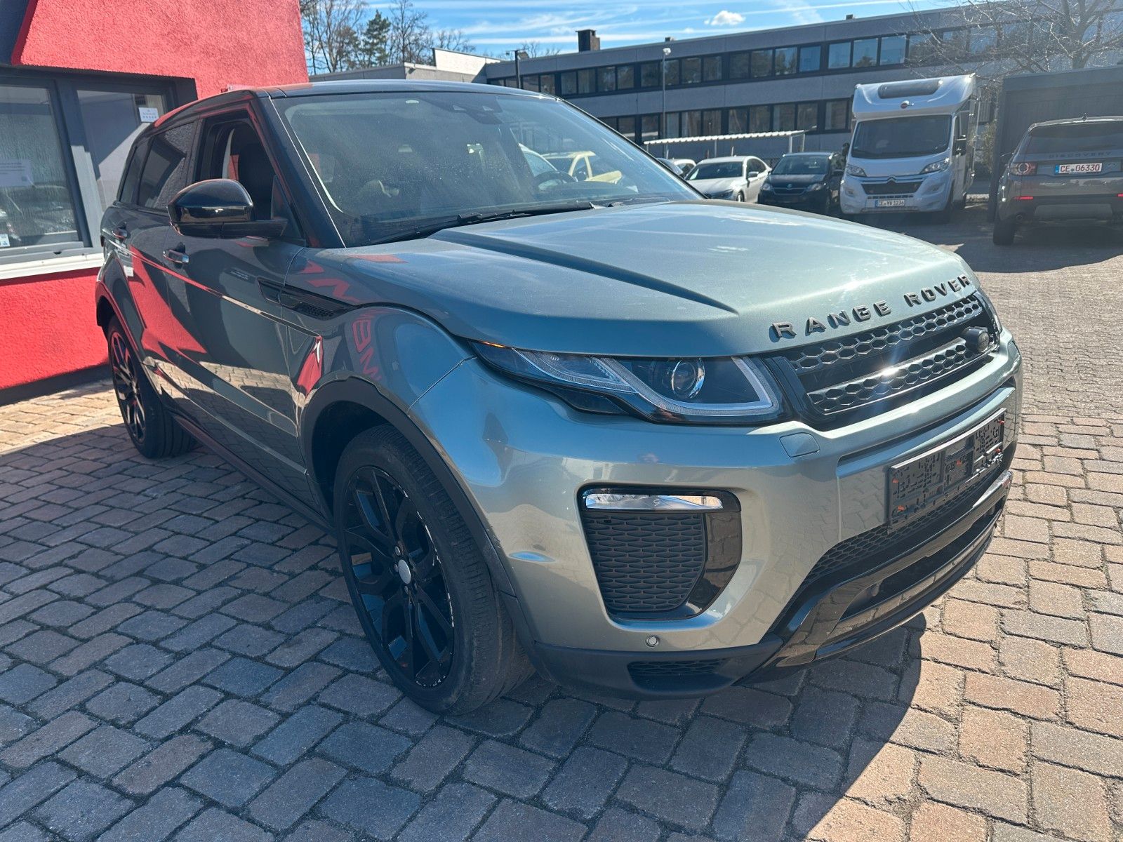 Fahrzeugabbildung Land Rover Range Rover Evoque SE Dynamic 2.0 150 PS