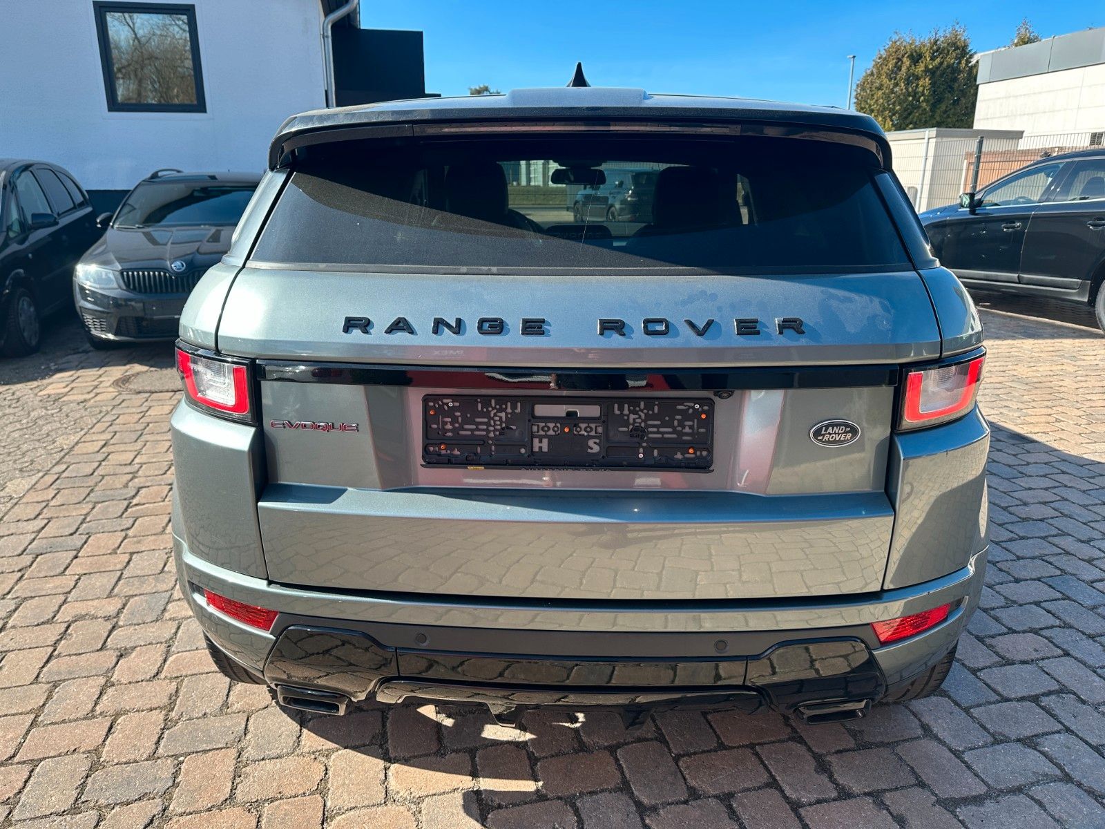 Fahrzeugabbildung Land Rover Range Rover Evoque SE Dynamic 2.0 150 PS