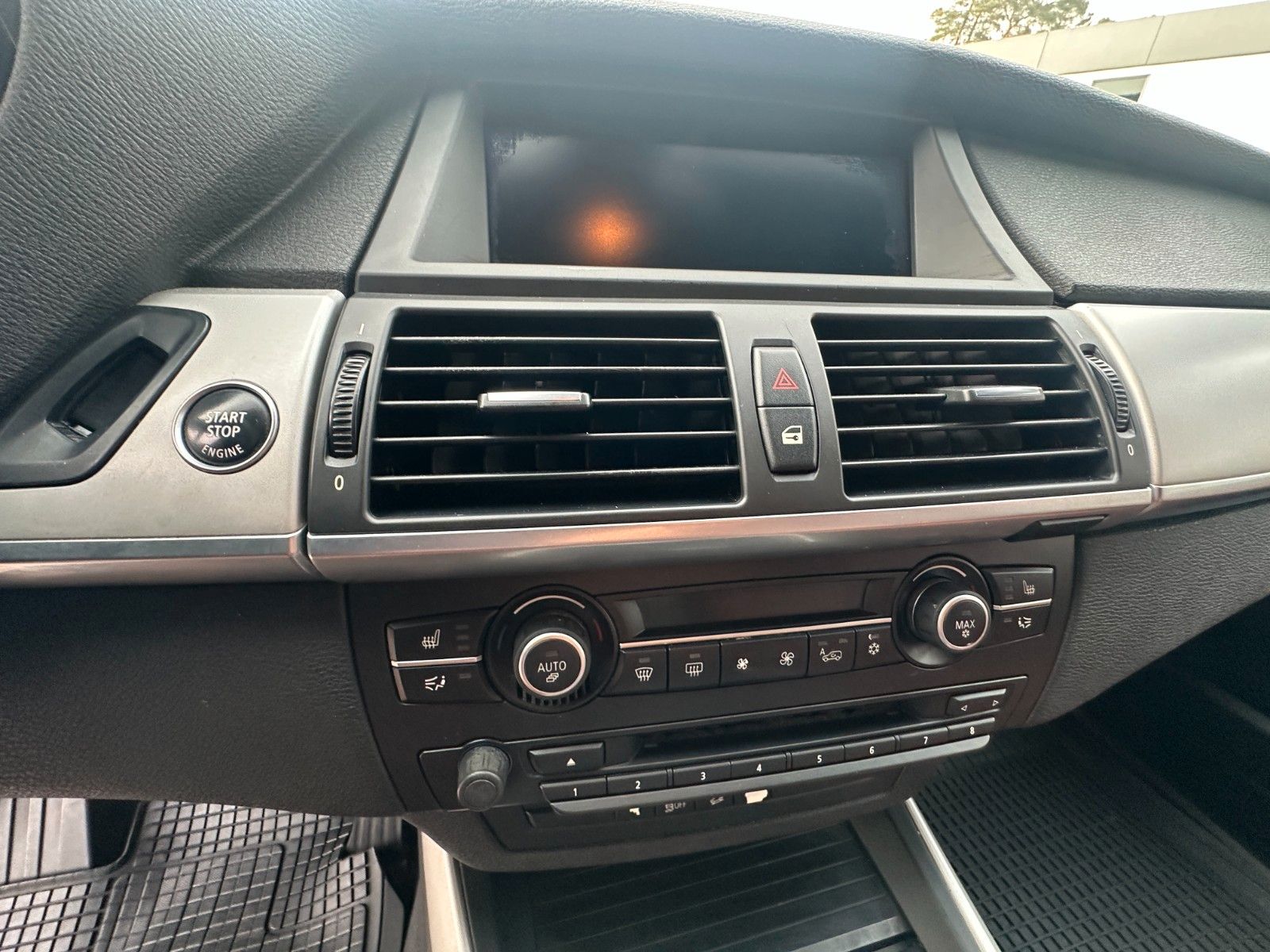 Fahrzeugabbildung BMW X5 xDrive30d Exclusive Sport Paket 7 Sitze