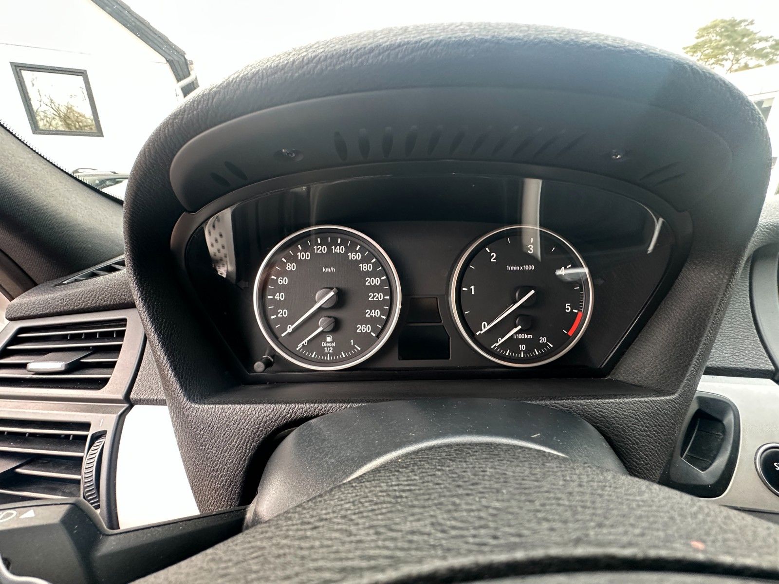 Fahrzeugabbildung BMW X5 xDrive30d Exclusive Sport Paket 7 Sitze