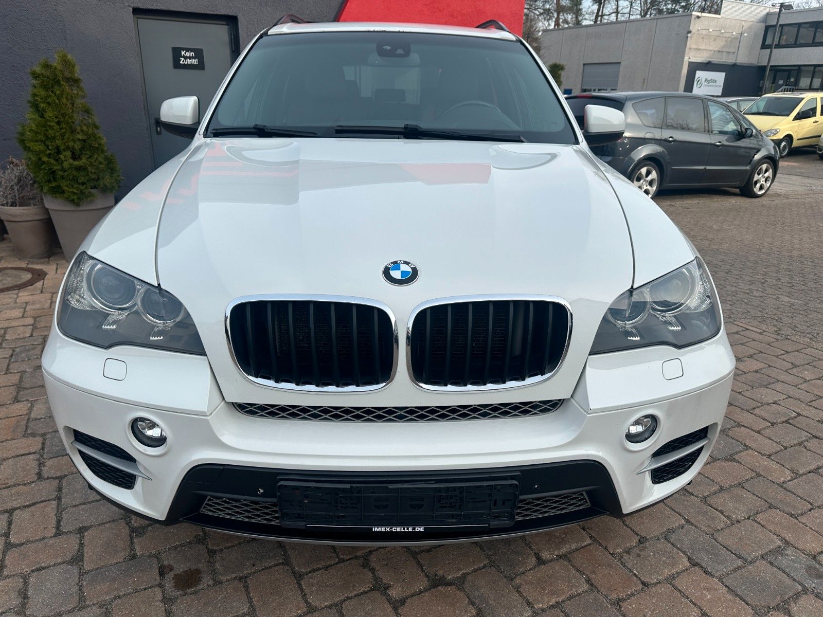 Fahrzeugabbildung BMW X5 xDrive30d Exclusive Sport Paket 7 Sitze