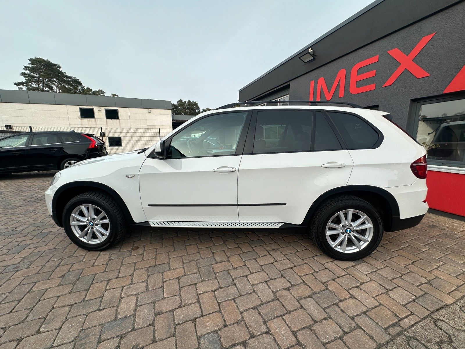 Fahrzeugabbildung BMW X5 xDrive30d Exclusive Sport Paket 7 Sitze