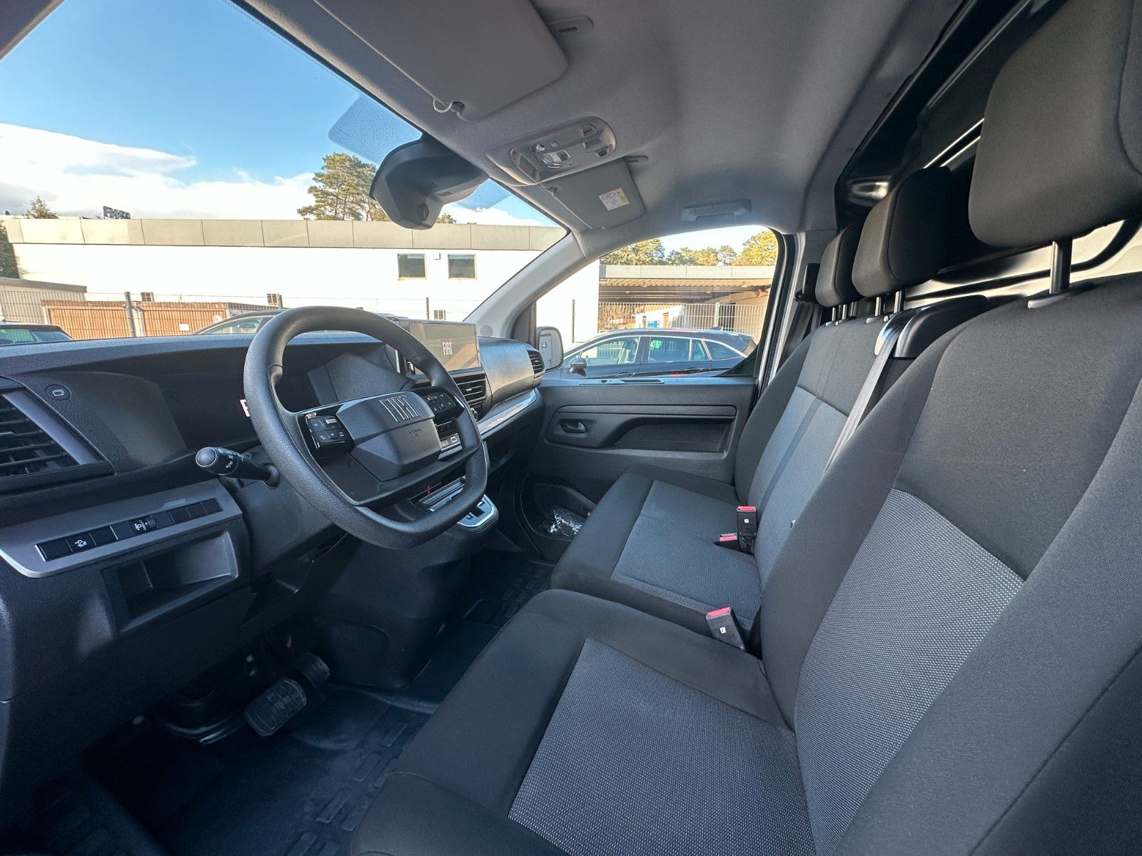 Fahrzeugabbildung Fiat Scudo L2 Basis 2.0 145 PS Autom. Digial Navi