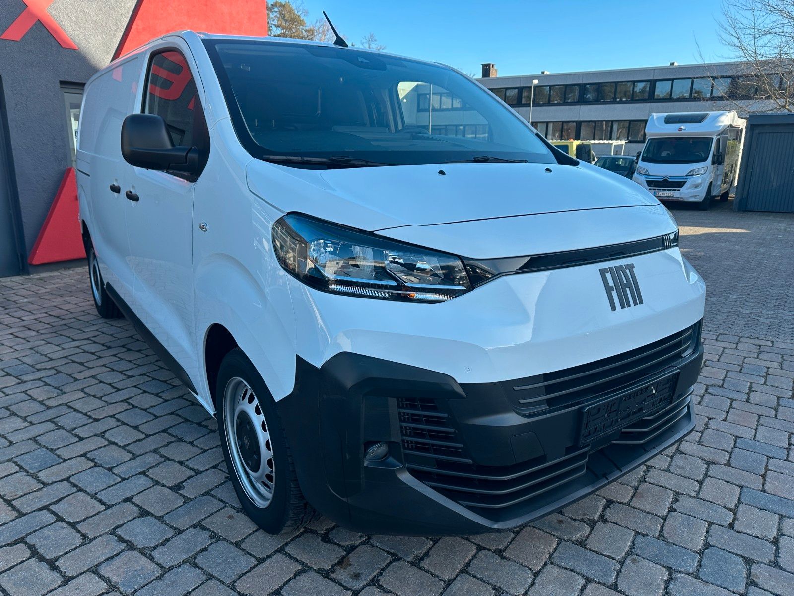 Fahrzeugabbildung Fiat Scudo L2 Basis 2.0 145 PS Autom. Digial Navi