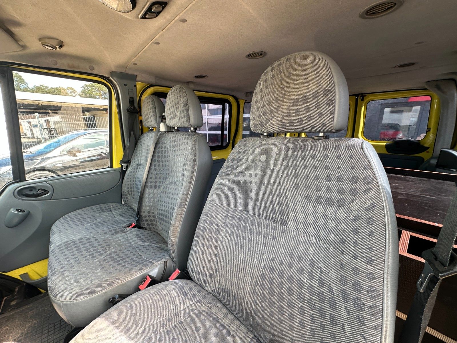 Fahrzeugabbildung Ford Transit Kombi FT 300 K Trend Klima