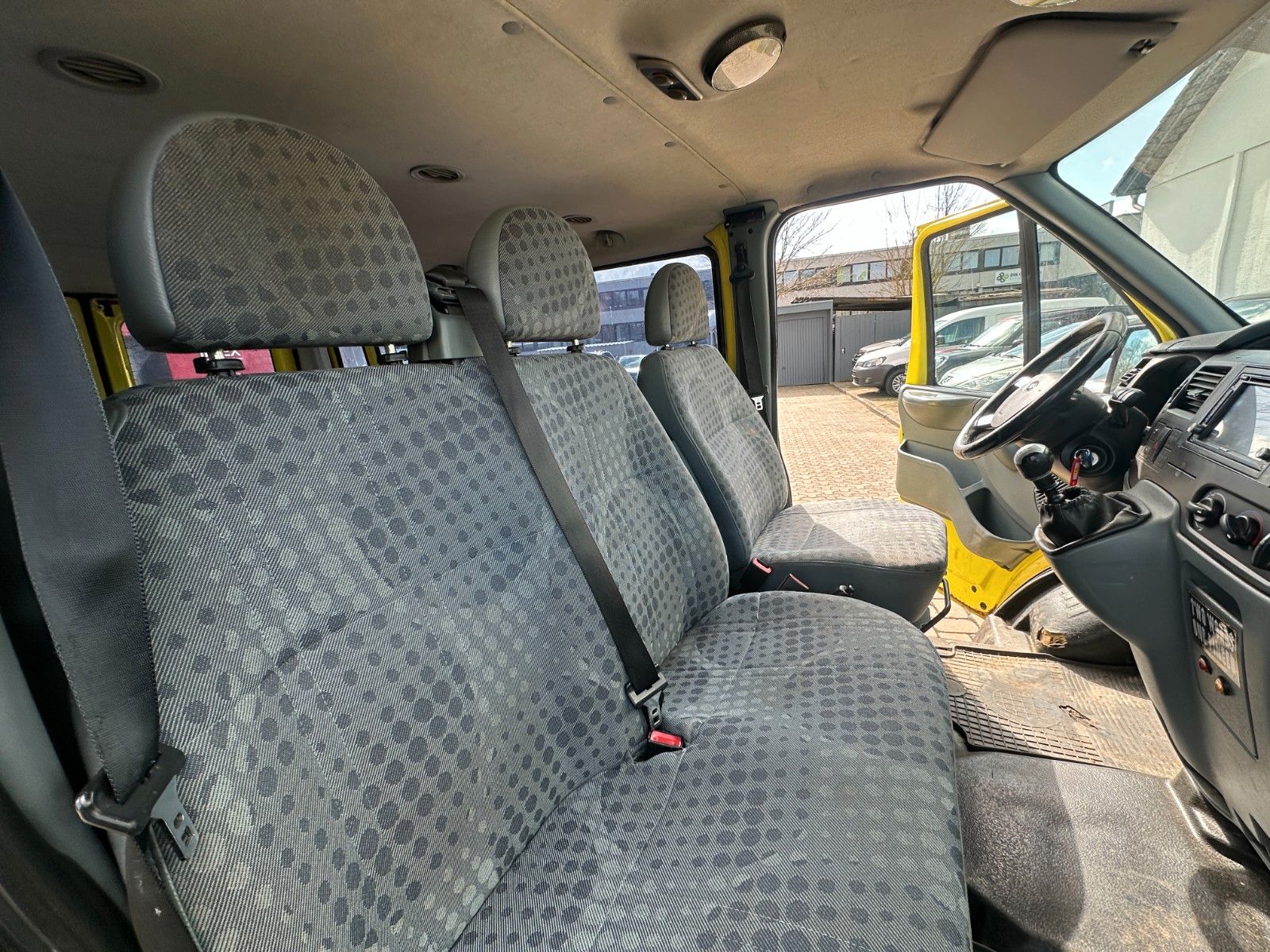 Fahrzeugabbildung Ford Transit Kombi FT 300 K Trend Klima