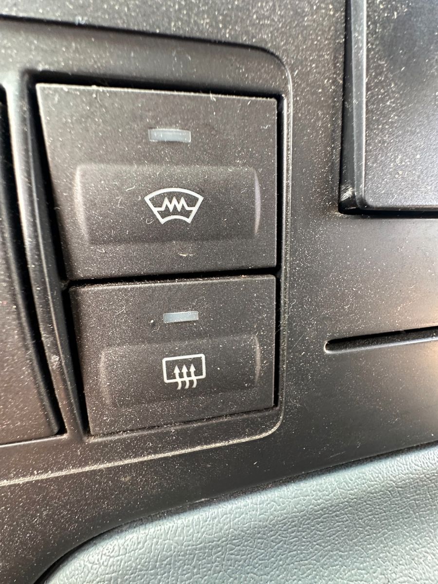 Fahrzeugabbildung Ford Transit Kombi FT 300 K Trend Klima