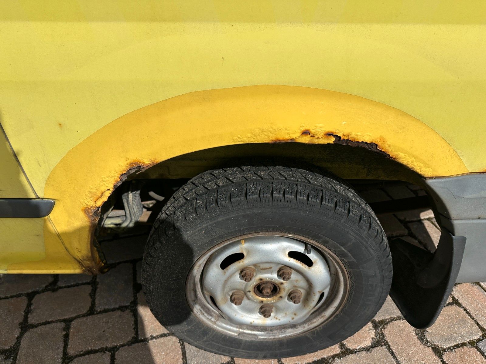 Fahrzeugabbildung Ford Transit Kombi FT 300 K Trend Klima