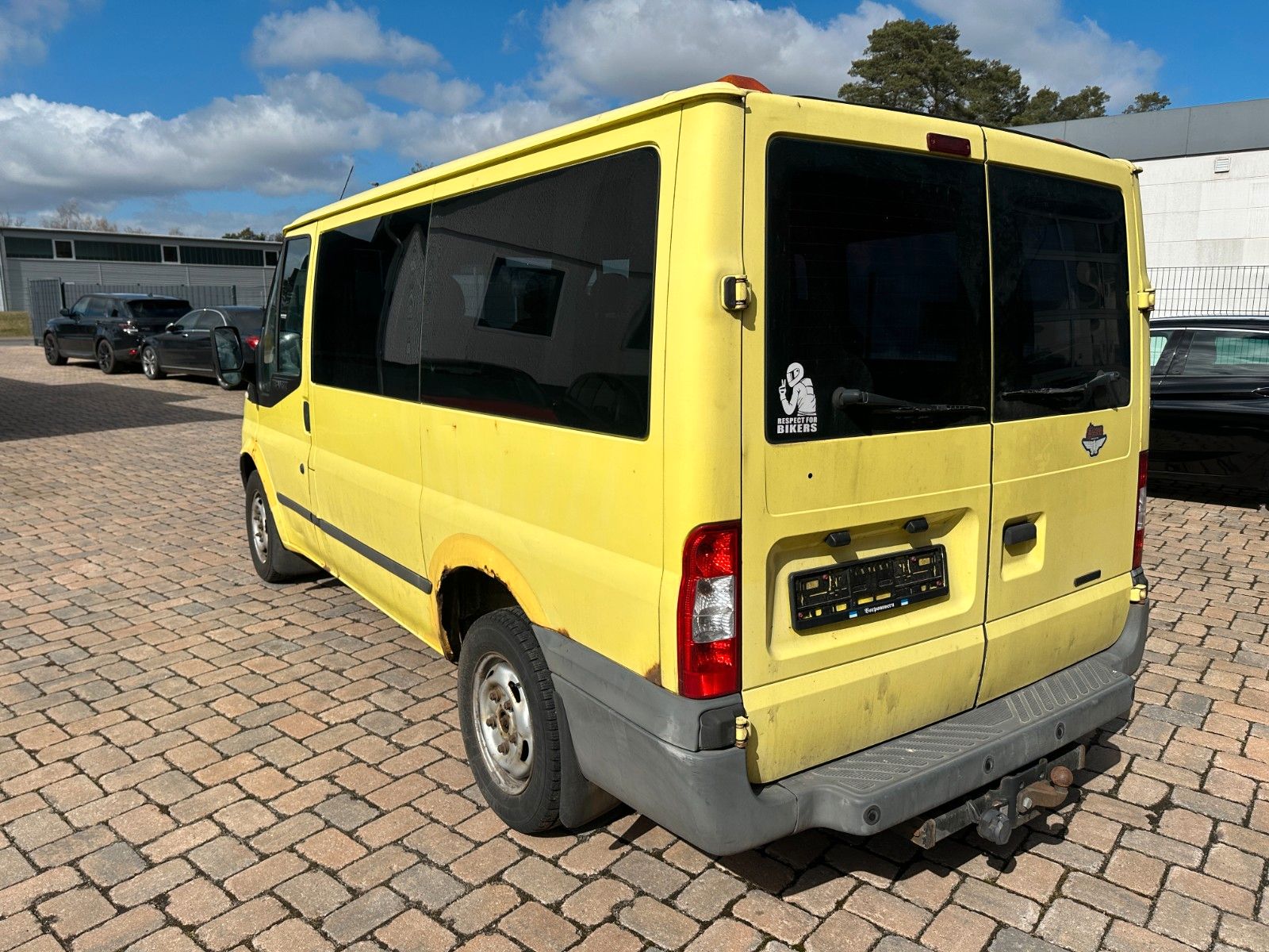 Fahrzeugabbildung Ford Transit Kombi FT 300 K Trend Klima