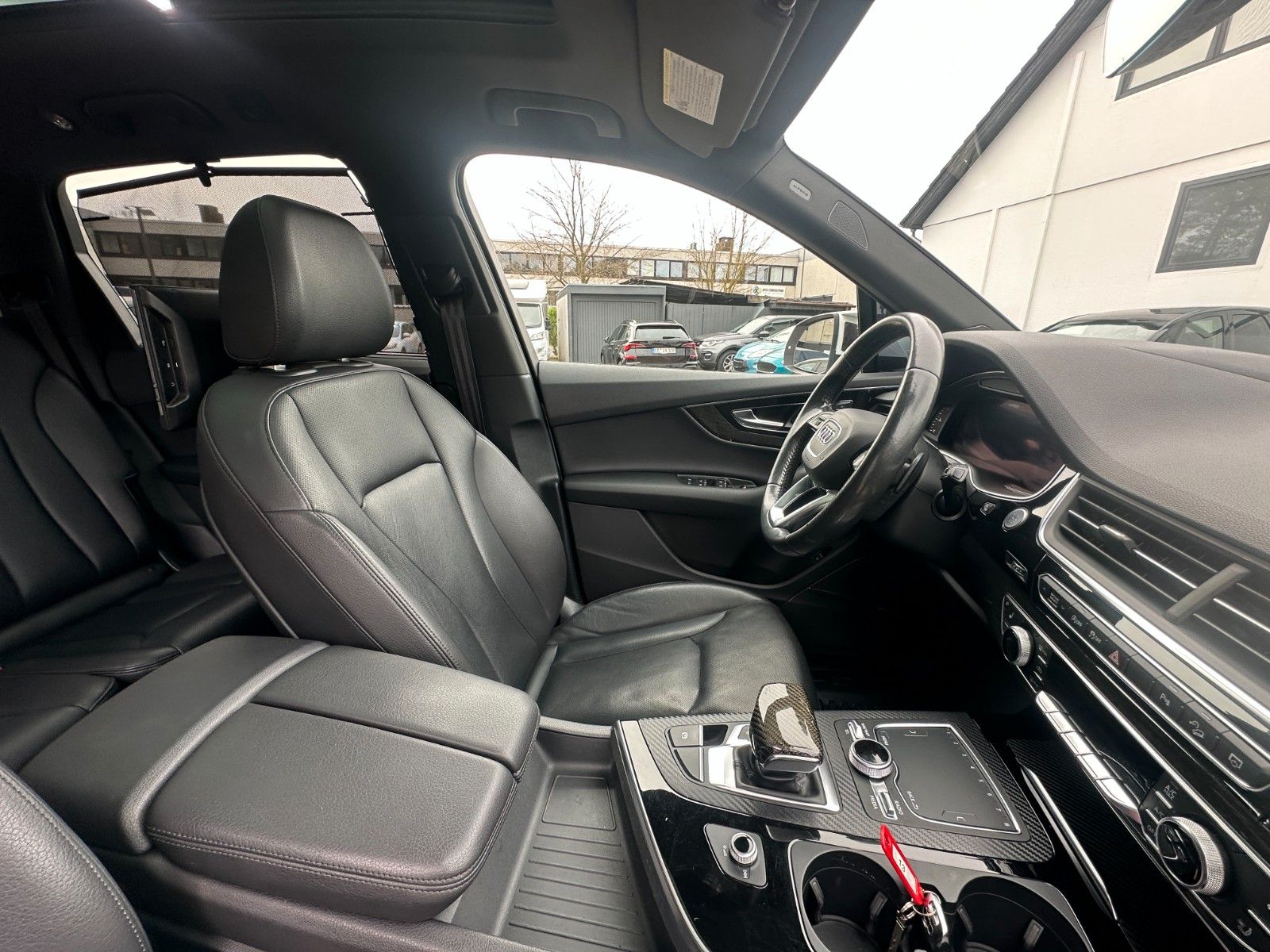 Fahrzeugabbildung Audi Q7 3.0 TFSI 333PS 7-Sitze Pano HUD LED  AHK
