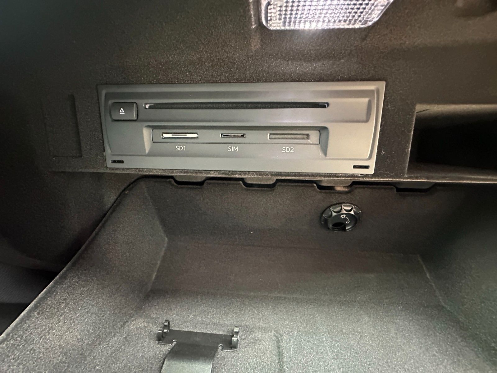 Fahrzeugabbildung Audi Q7 3.0 TFSI 333PS 7-Sitze Pano HUD LED  AHK