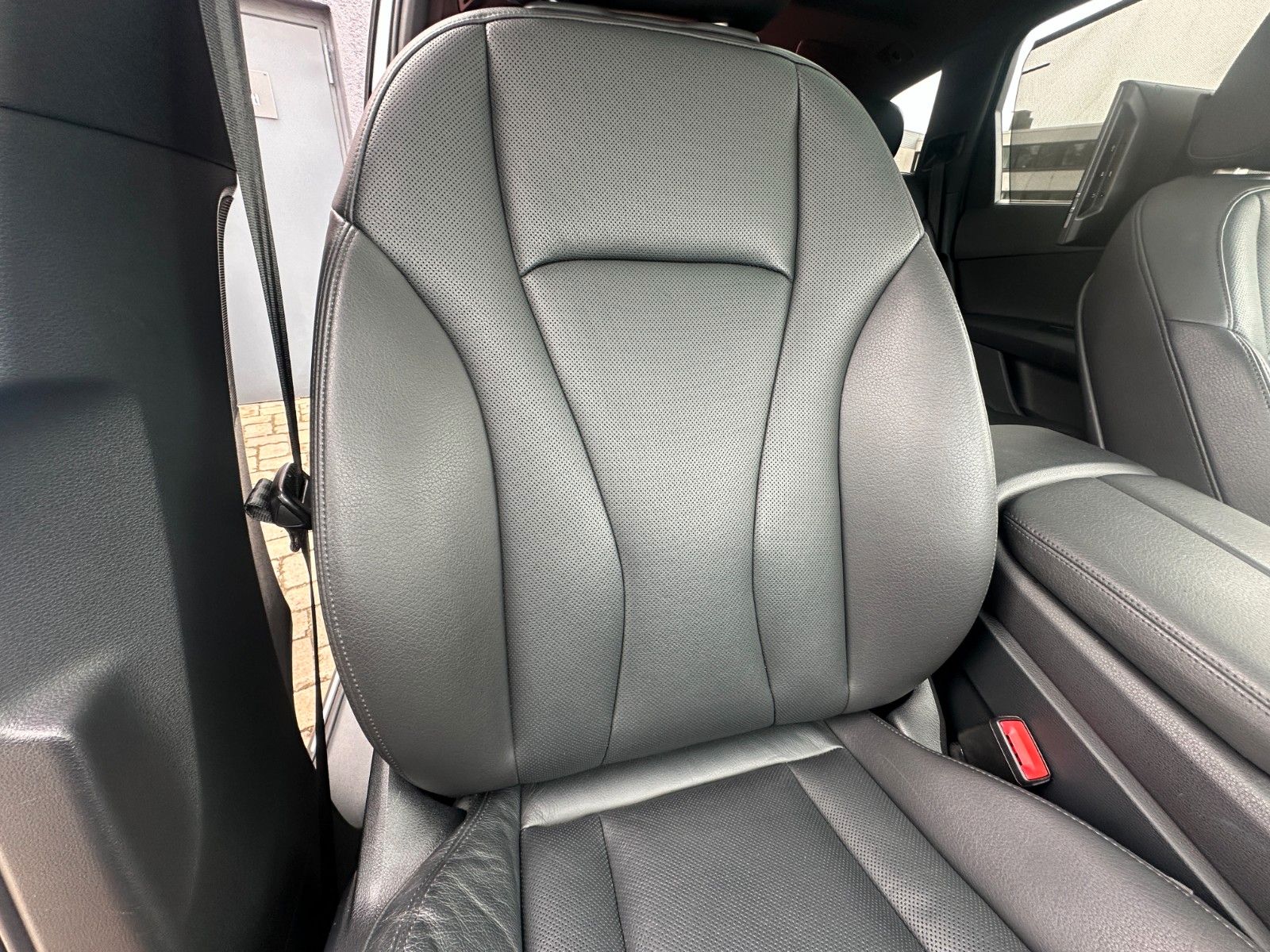 Fahrzeugabbildung Audi Q7 3.0 TFSI 333PS 7-Sitze Pano HUD LED  AHK