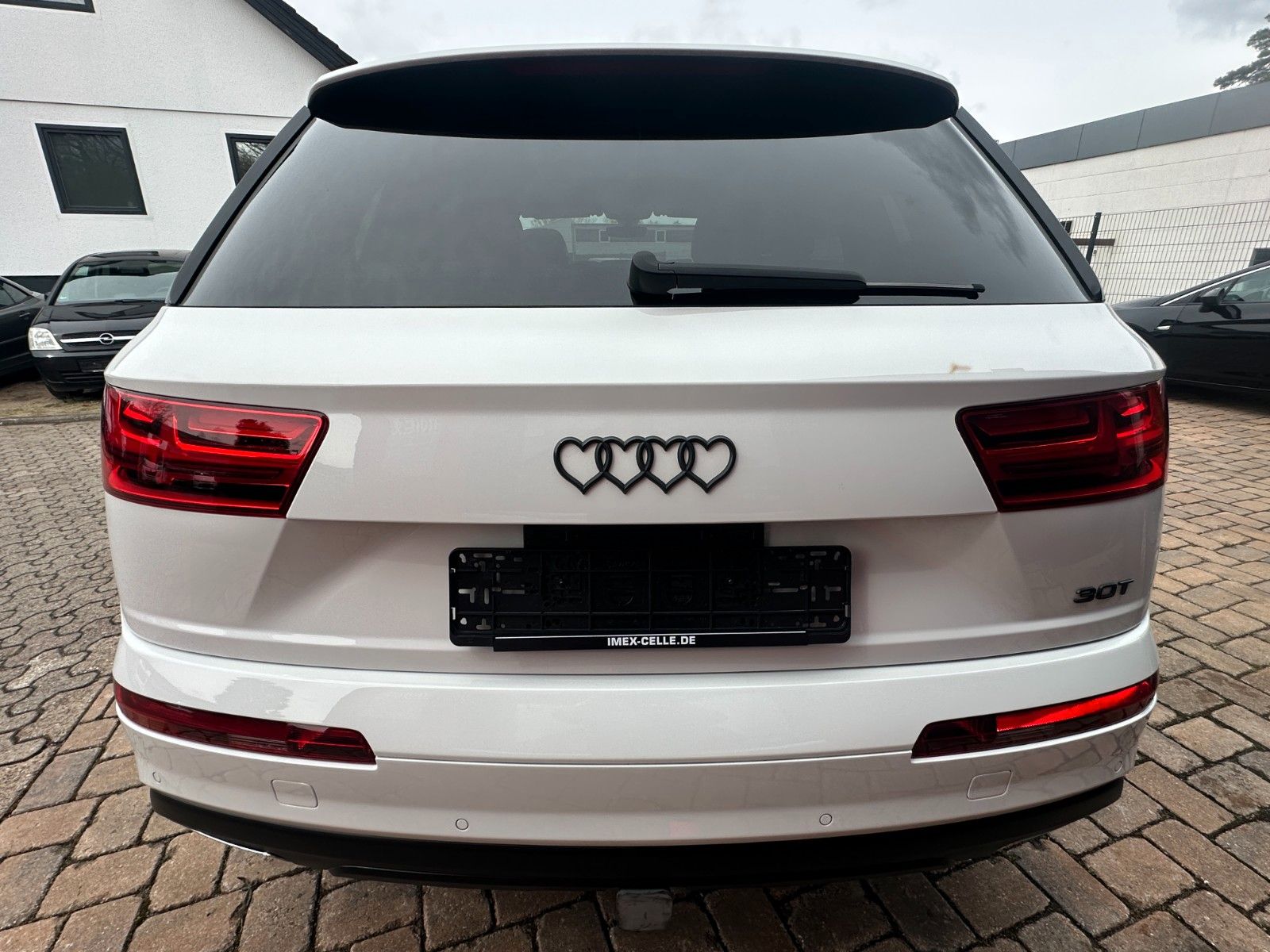 Fahrzeugabbildung Audi Q7 3.0 TFSI 333PS 7-Sitze Pano HUD LED  AHK