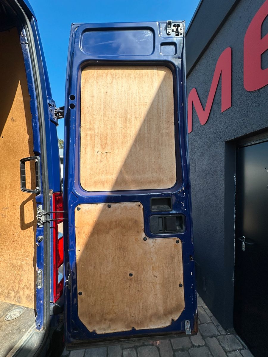 Fahrzeugabbildung Iveco Daily Kasten 3.0  140PS L2H3 Klima AHK 2.8t