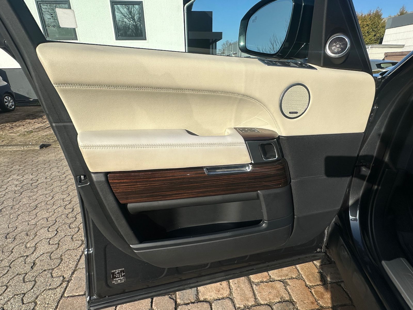 Fahrzeugabbildung Land Rover Range Rover Supercharged 380 KW  Pano AHK