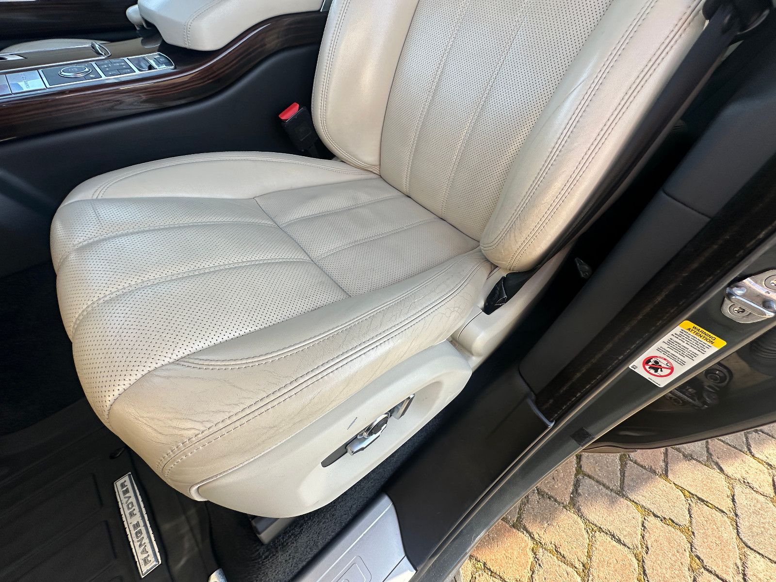 Fahrzeugabbildung Land Rover Range Rover Supercharged 380 KW  Pano AHK