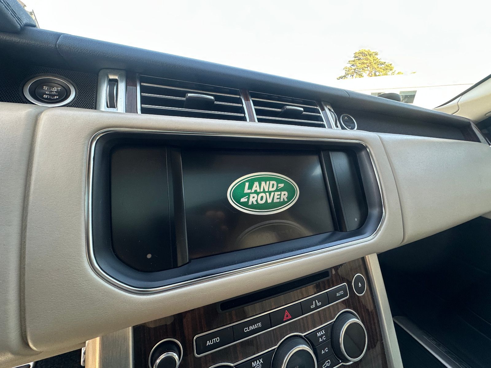 Fahrzeugabbildung Land Rover Range Rover Supercharged 380 KW  Pano AHK