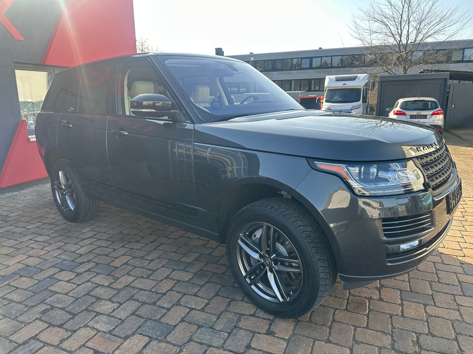Fahrzeugabbildung Land Rover Range Rover Supercharged 380 KW  Pano AHK