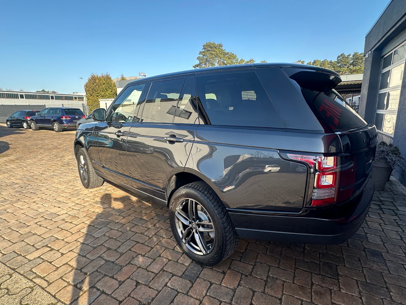 Fahrzeugabbildung Land Rover Range Rover Supercharged 380 KW  Pano AHK