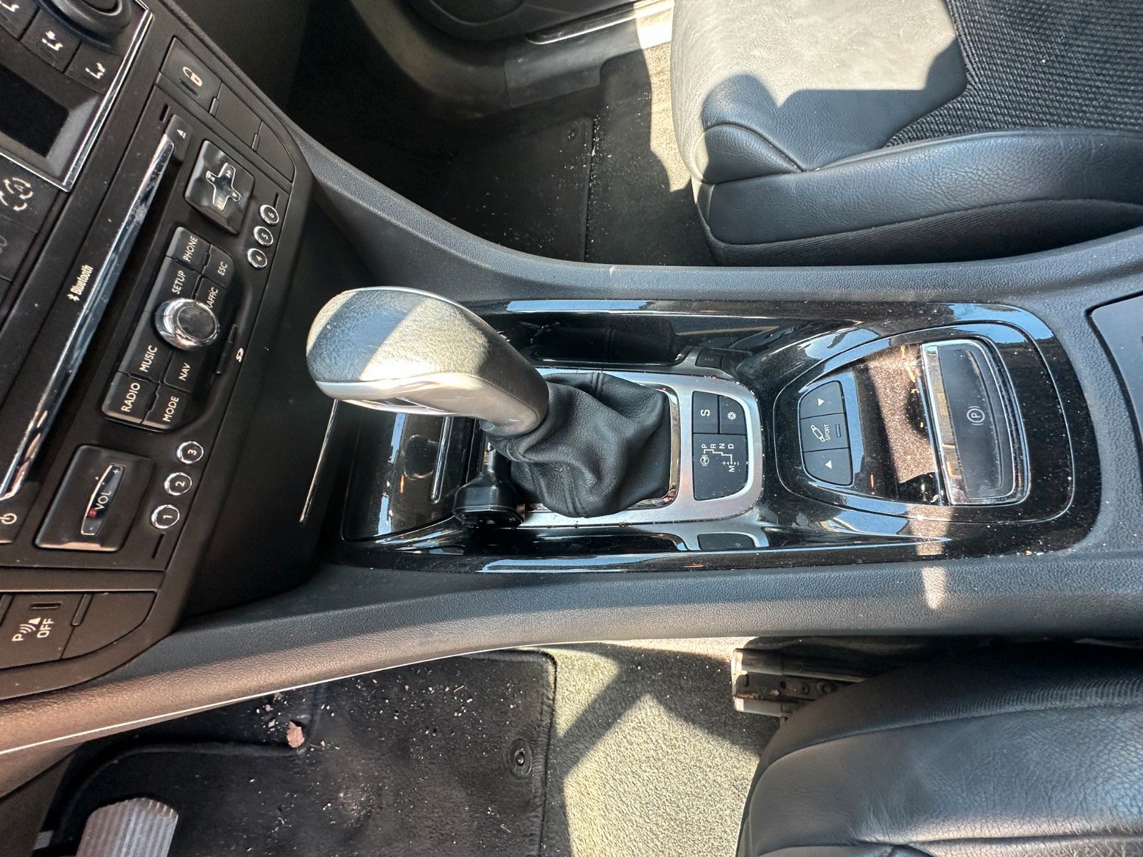 Fahrzeugabbildung Citroën C5 Tourer Exclusive 2.7 204 PS Pano Leder