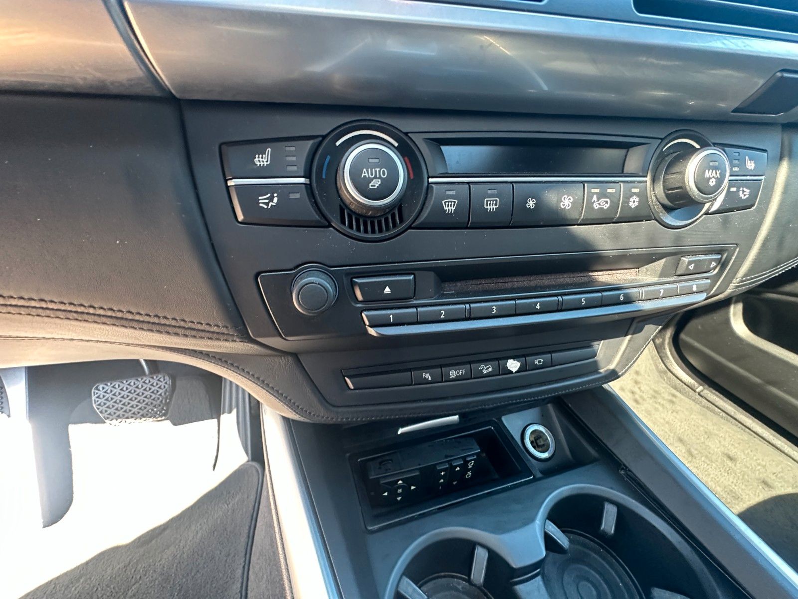 Fahrzeugabbildung BMW X5 M50d HUD Leder Pano AHK STH M-Sport