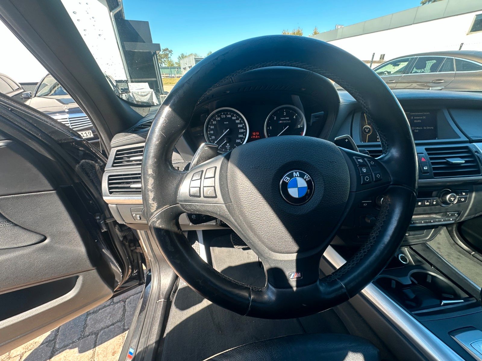 Fahrzeugabbildung BMW X5 M50d HUD Leder Pano AHK STH M-Sport