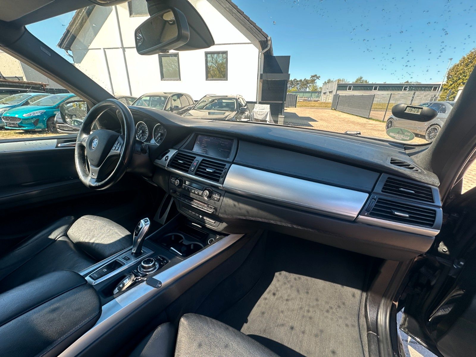 Fahrzeugabbildung BMW X5 M50d HUD Leder Pano AHK STH M-Sport
