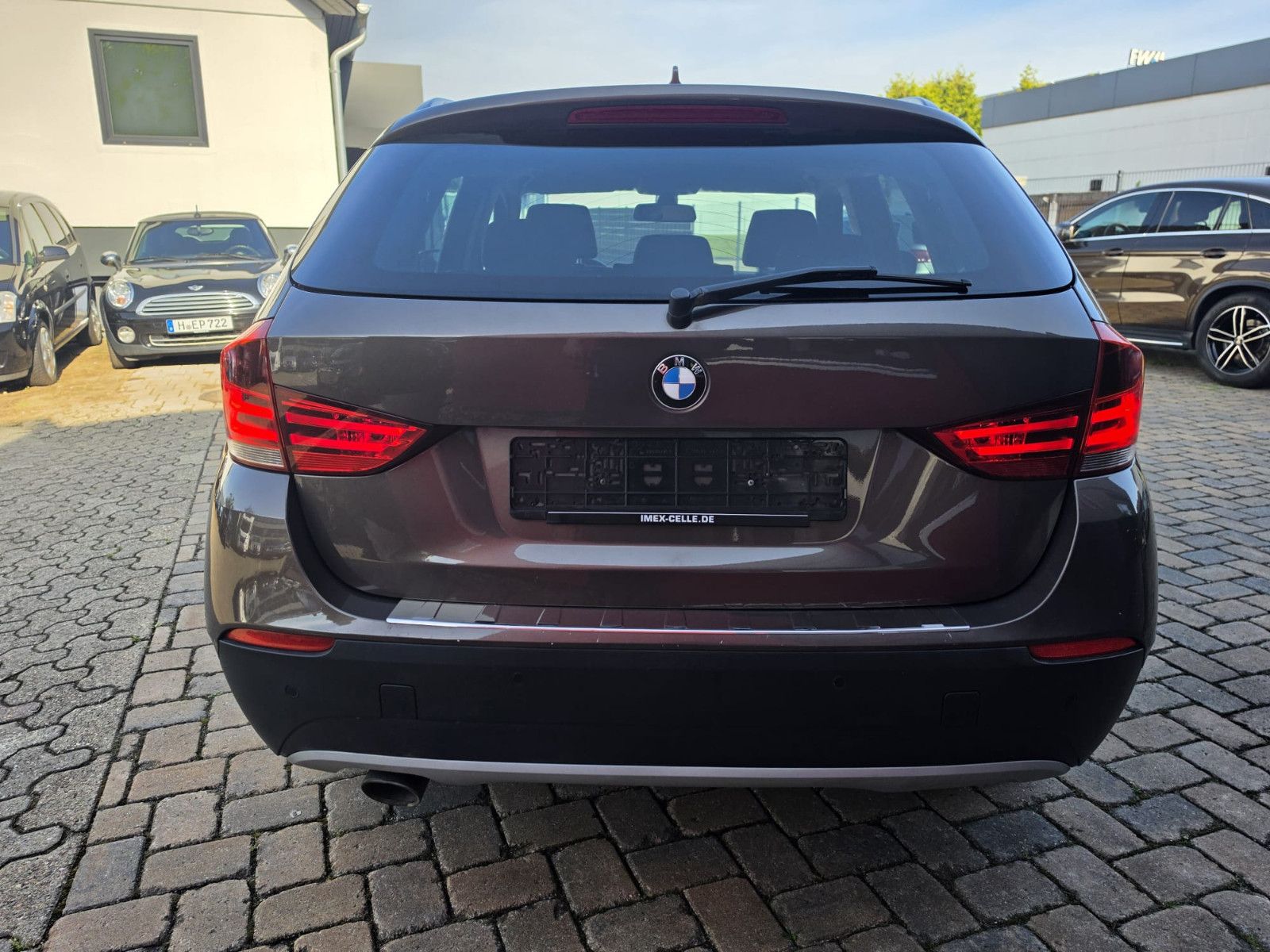 Fahrzeugabbildung BMW X1 20 d xDrive 2.0 177 PS Xenon Navi Sport!!