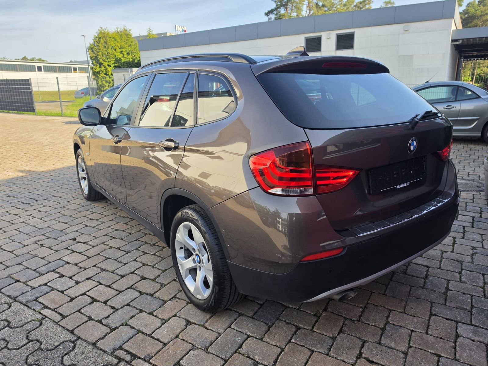 Fahrzeugabbildung BMW X1 20 d xDrive 2.0 177 PS Xenon Navi Sport!!