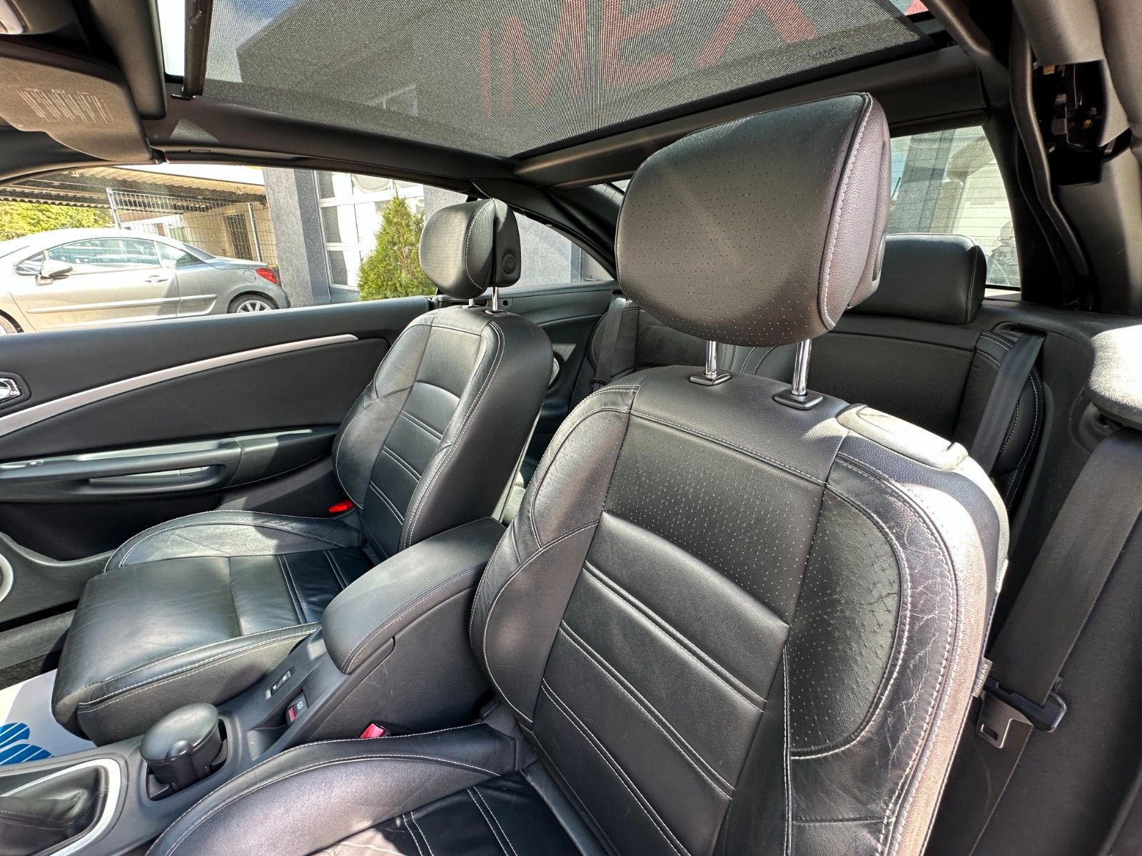 Fahrzeugabbildung Renault Megane Cabrio Dynamique 1.4 130 PS Leder Xenon