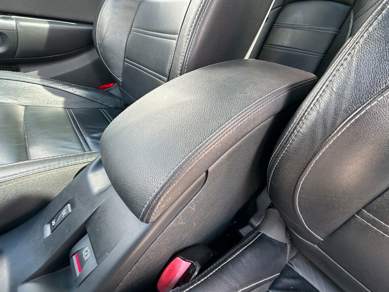 Fahrzeugabbildung Renault Megane Cabrio Dynamique 1.4 130 PS Leder Xenon