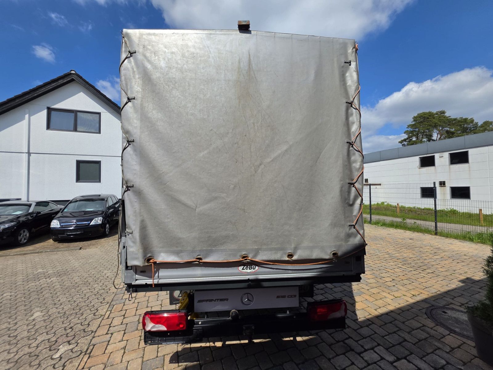 Fahrzeugabbildung Mercedes-Benz Sprinter II Pritsche 516 HU neu 65tkm Klima
