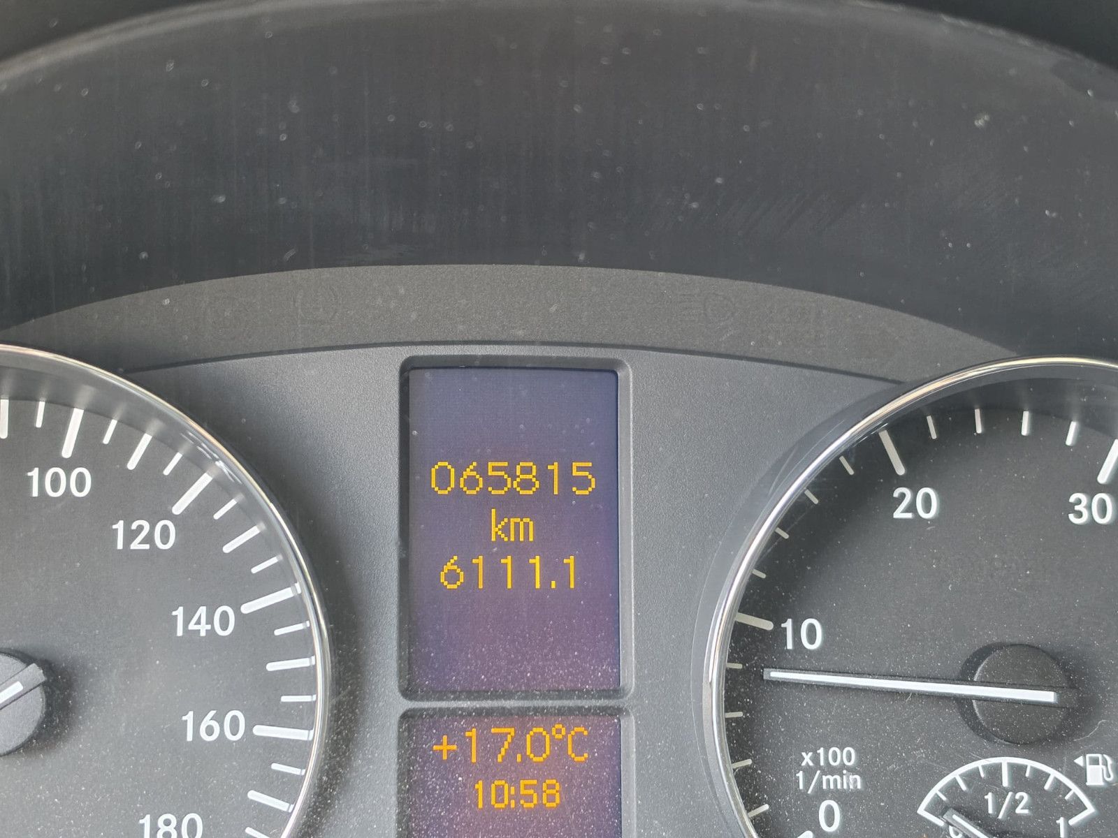 Fahrzeugabbildung Mercedes-Benz Sprinter II Pritsche 516 HU neu 65tkm Klima