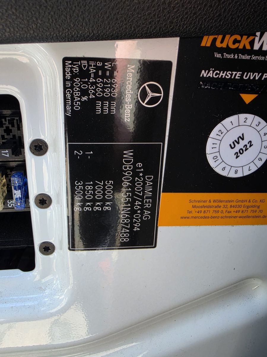 Fahrzeugabbildung Mercedes-Benz Sprinter II Pritsche 516 HU neu 65tkm Klima