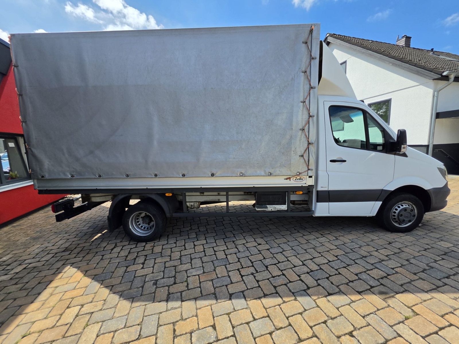 Fahrzeugabbildung Mercedes-Benz Sprinter II Pritsche 516 HU neu 65tkm Klima