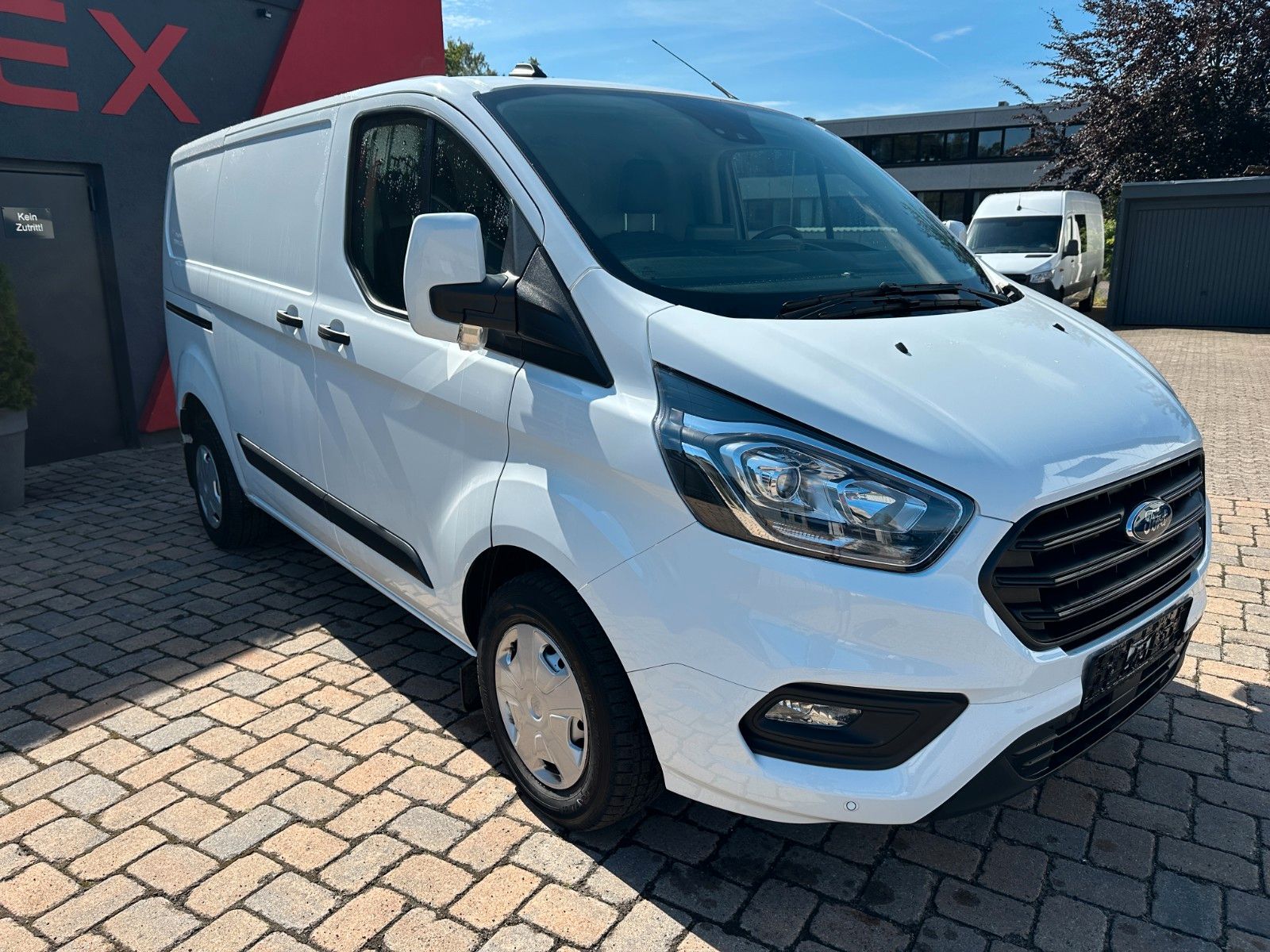 Fahrzeugabbildung Ford Transit 280 L1 Trend 2.0 Kamera Xenon Nr 827