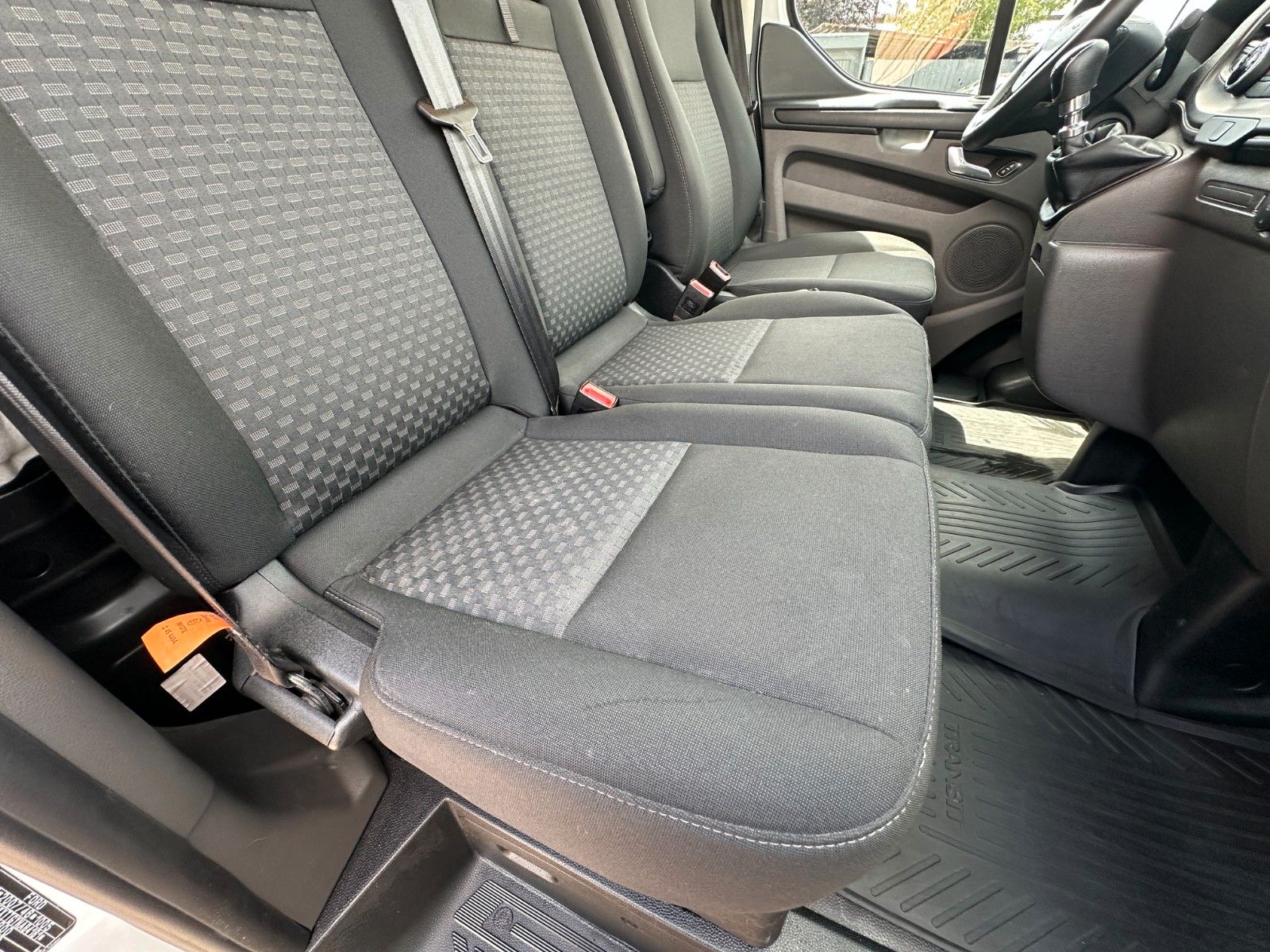 Fahrzeugabbildung Ford Transit 280 L1 Trend 2.0 Kamera Xenon Nr 826