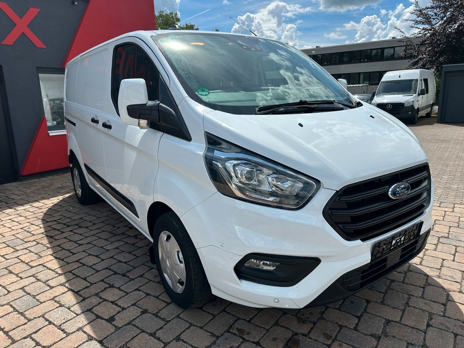 Fahrzeugabbildung Ford Transit 280 L1 Trend 2.0 Kamera Xenon Nr 826