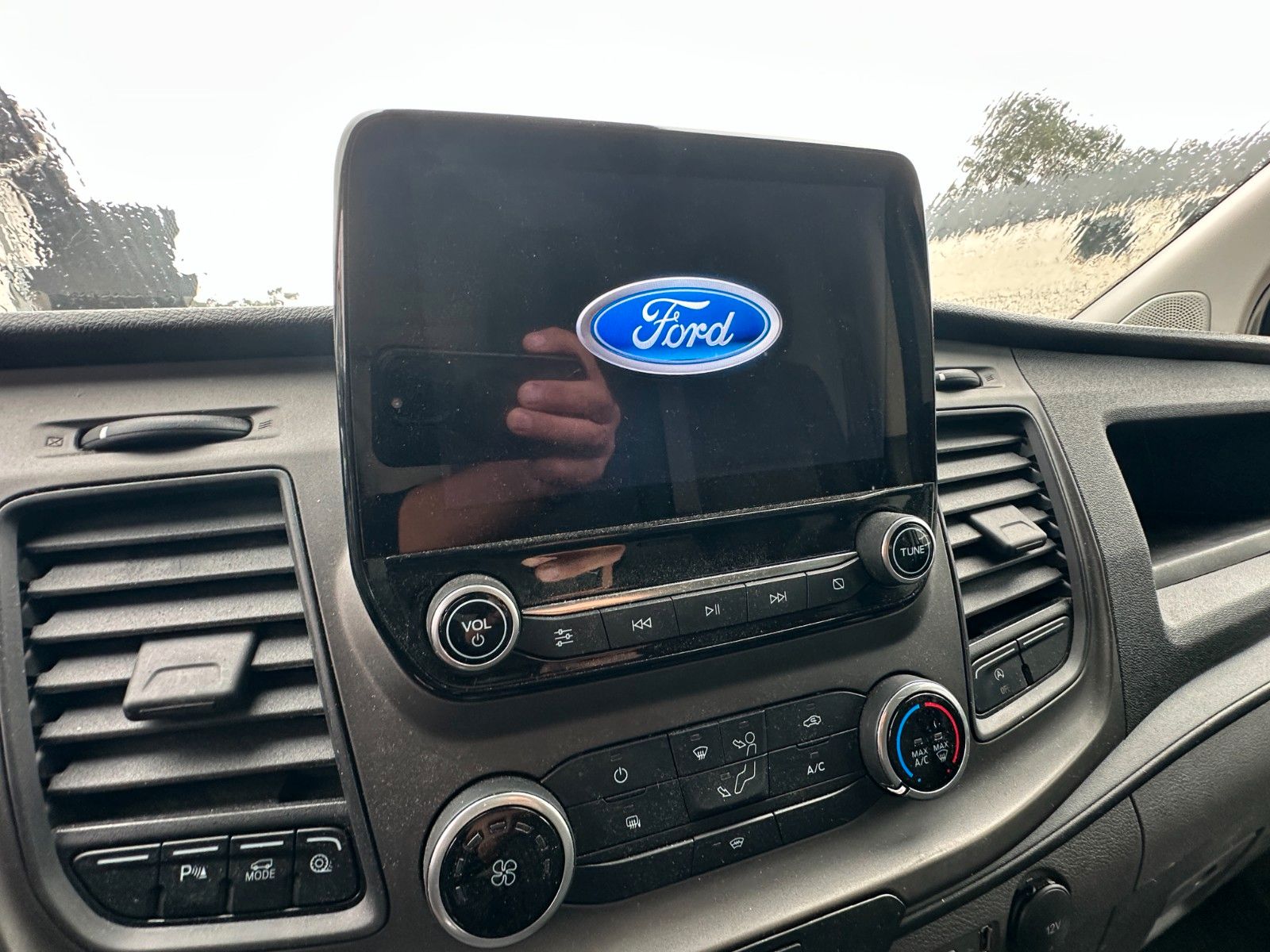 Fahrzeugabbildung Ford Transit 280 L1 Trend 2.0 Kamera Xenon Nr 832