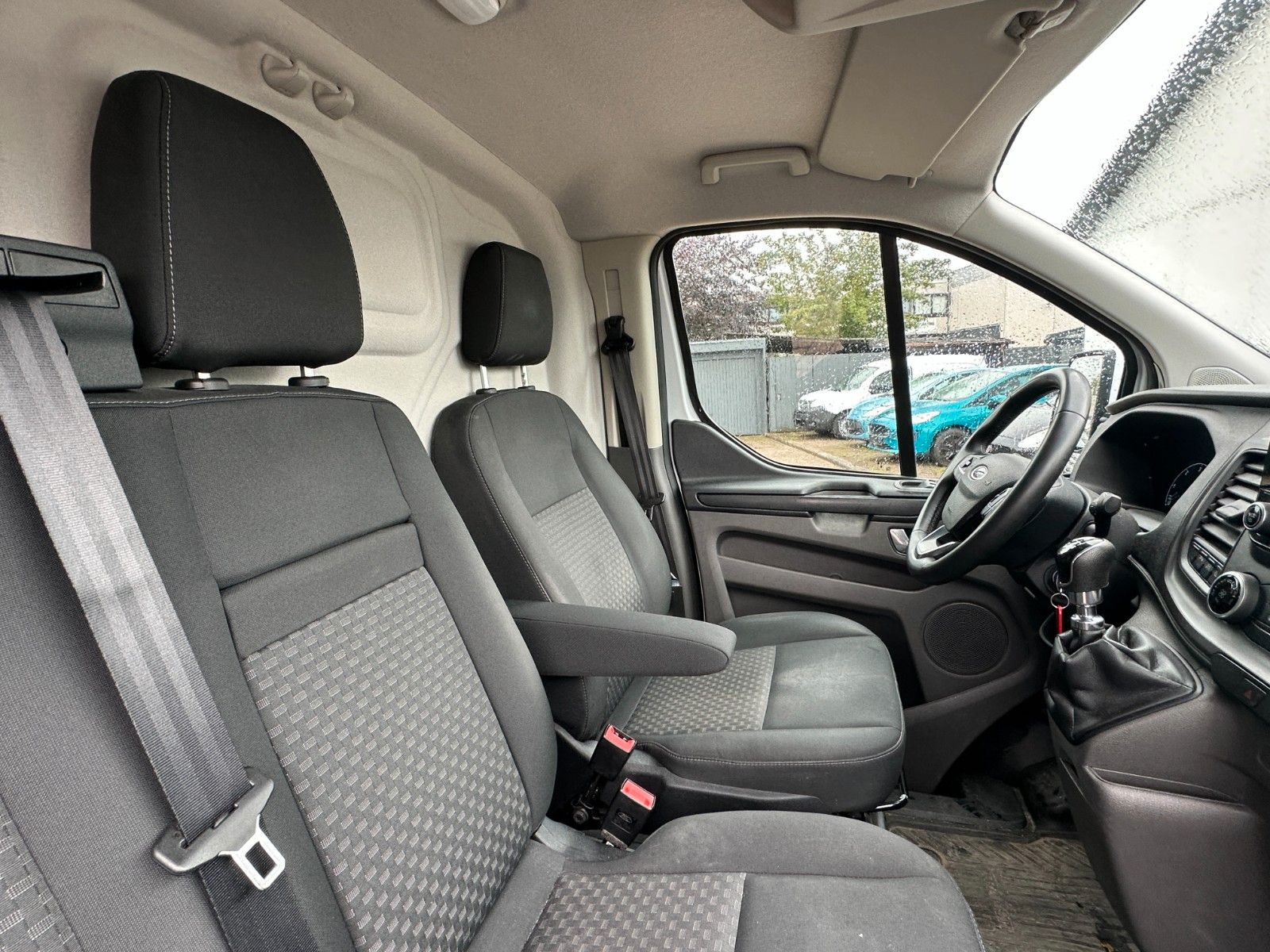 Fahrzeugabbildung Ford Transit 280 L1 Trend 2.0 Kamera Xenon Nr 832