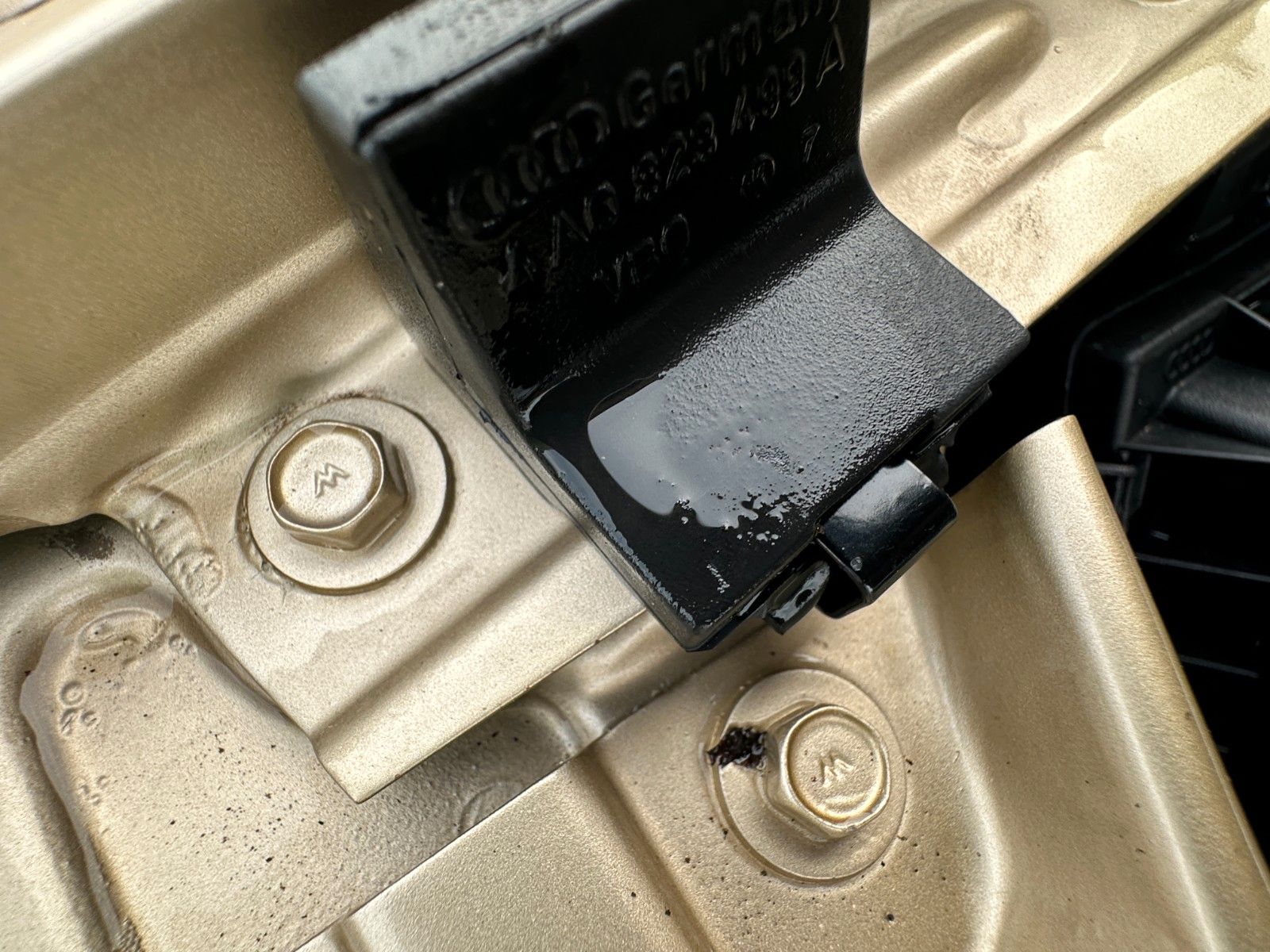 Fahrzeugabbildung Audi 100 Limo 20. 74 KW Tüv 8/26 Klima SD Servo